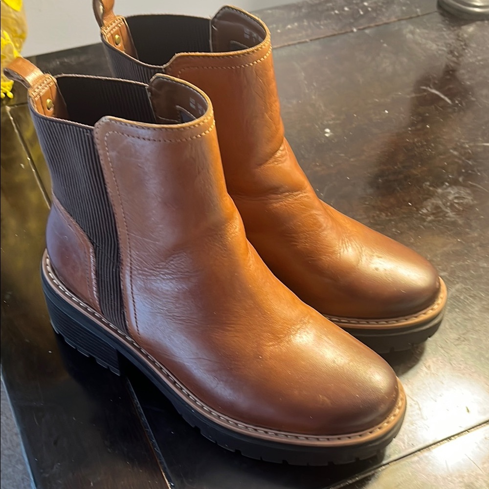 Brown Chelsea Ankle Boots with Elastic Panels